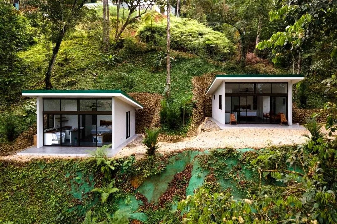 Two rainforest villas at Vajra Jahra, a perfect place for Costa Rica ecotourism.